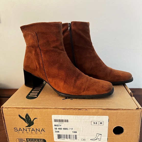 Santana Canada Women’s Misty Zip Bootie. Size 9 color Tan.Waterproof. 2 in Heel - Picture 3 of 5